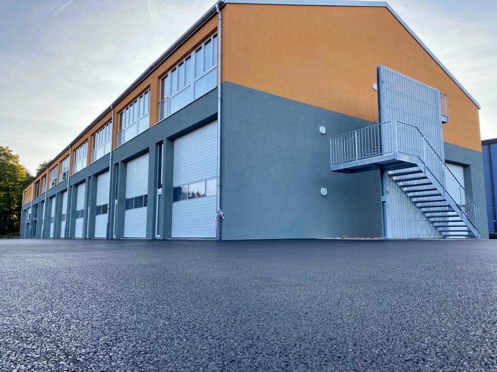 Bâtiment Hexagone — Chemin des Assenges 14, Pampigny